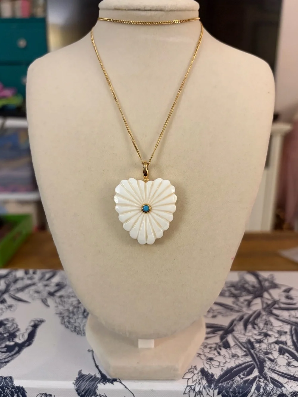 LUCKY LOVE 🤍🩵 A little bit boho, a little bit luxe, and completely gorgeous.
